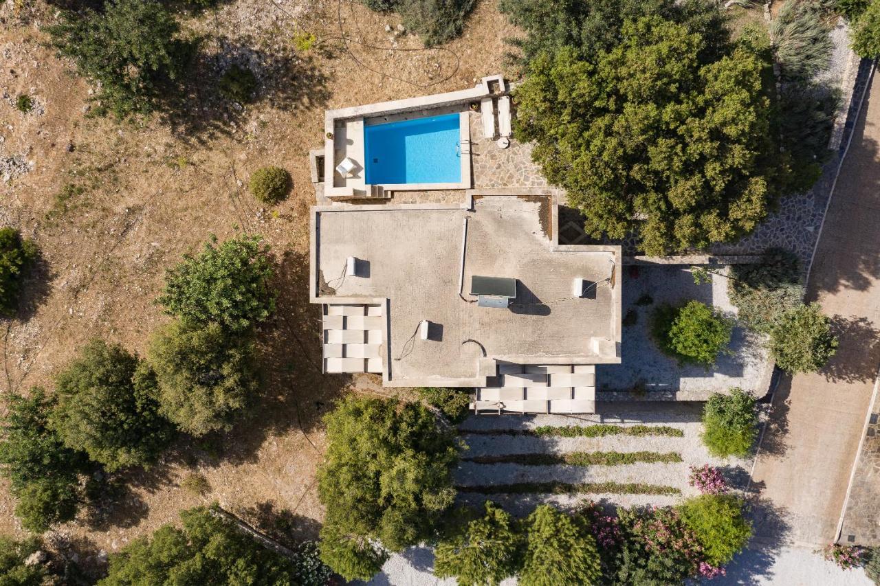 Koules Estate, With Private Pools & Bbq - Embracing Nature, By Thinkvilla Argouli Bagian luar foto