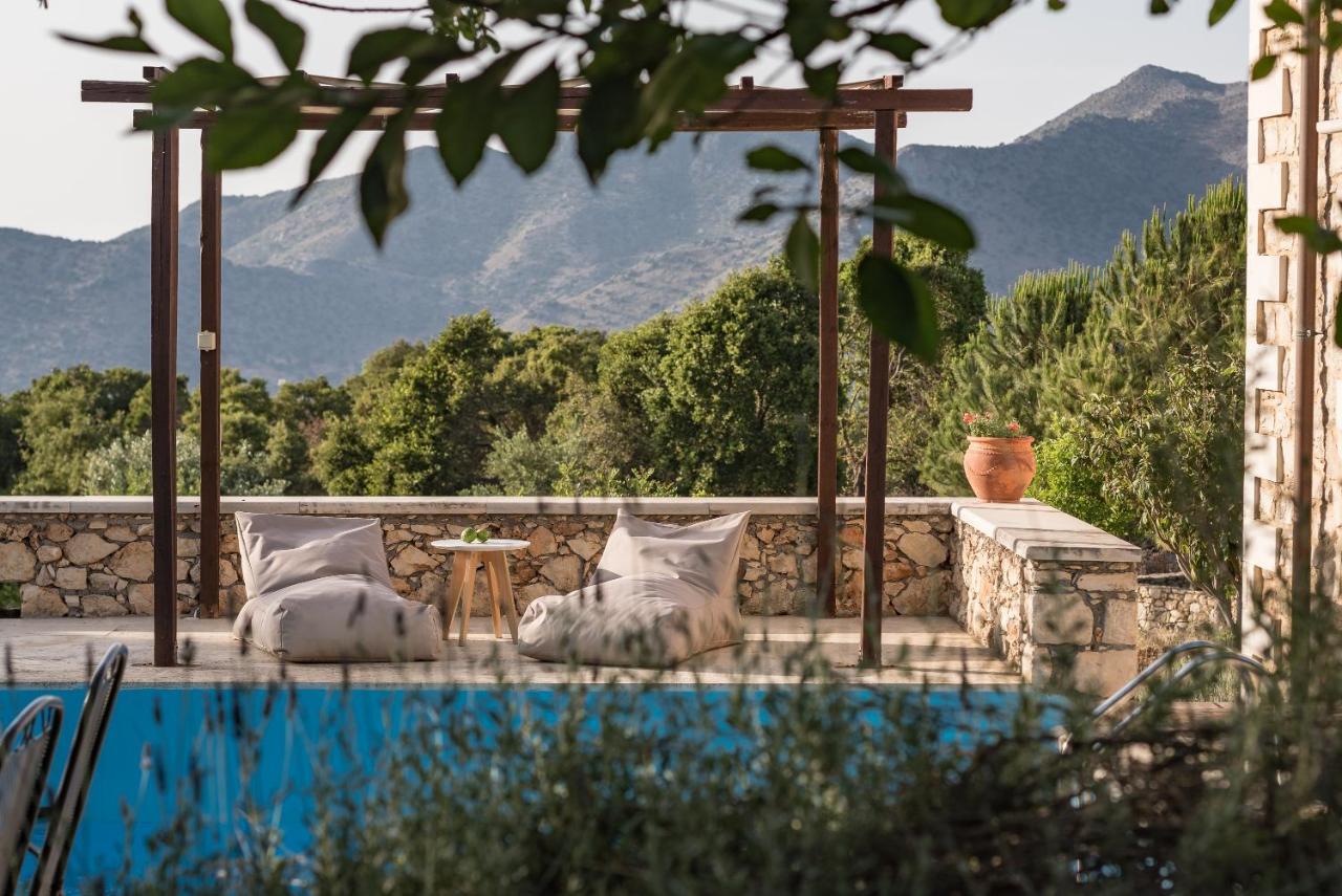 Koules Estate, With Private Pools & Bbq - Embracing Nature, By Thinkvilla Argouli Bagian luar foto